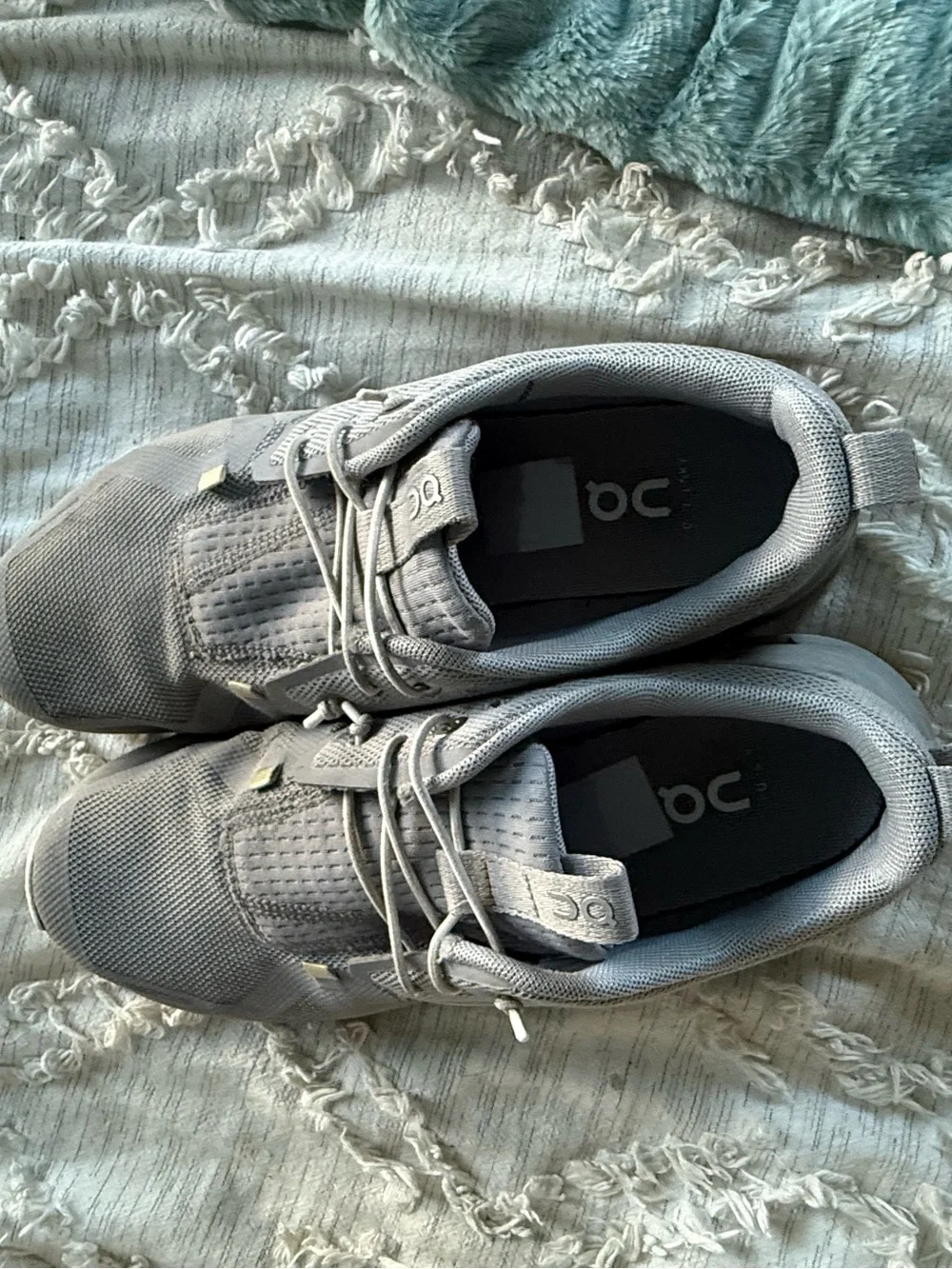 On Cloud 5 Youth Sneakers